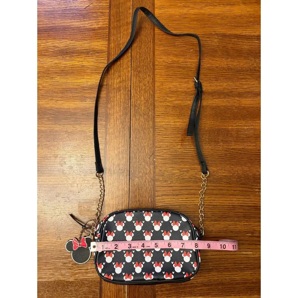 Disney Minnie Mouse Camera Crossbody Bag Black Red Bow Print Chain Strap Purse